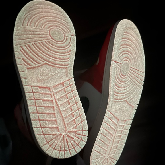 The Marvel x Air Jordan 1 Retro High OG 'Next Chapter’ - Picture 6 of 12